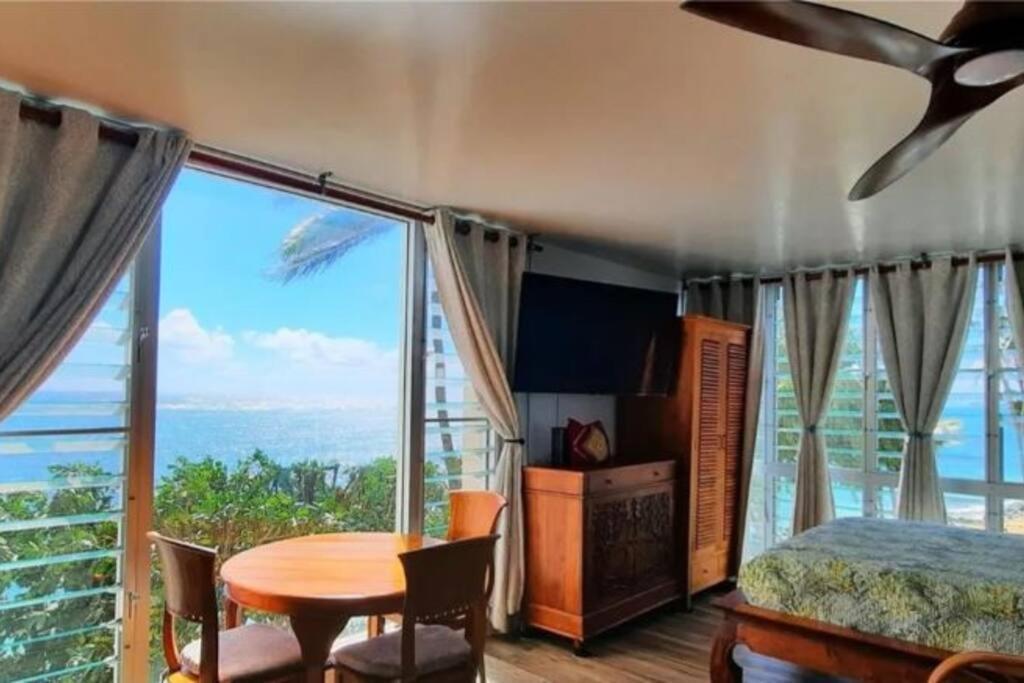 Breezy Beachfront Bali-Style Haven 180 Degree Oceanview Hau'ula Bagian luar foto