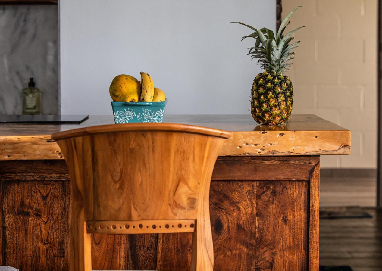 Breezy Beachfront Bali-Style Haven 180 Degree Oceanview Hau'ula Bagian luar foto